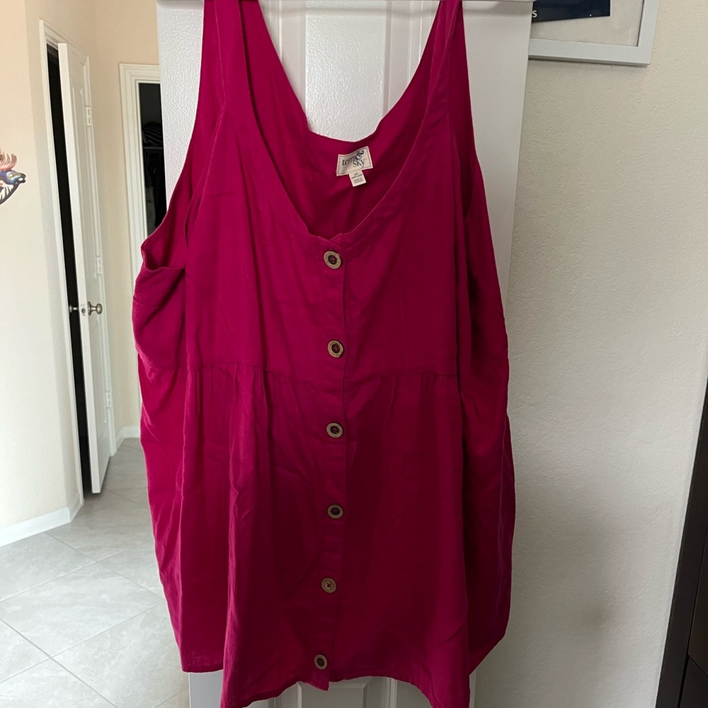 Pink tank top